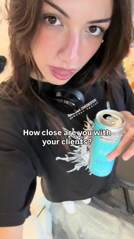 Post 1 by <3 on TikTok (video)
