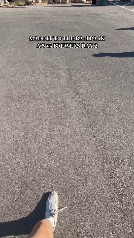 Post 5 by Stadium Food Girl, 🏟🍴👧 on TikTok (video)