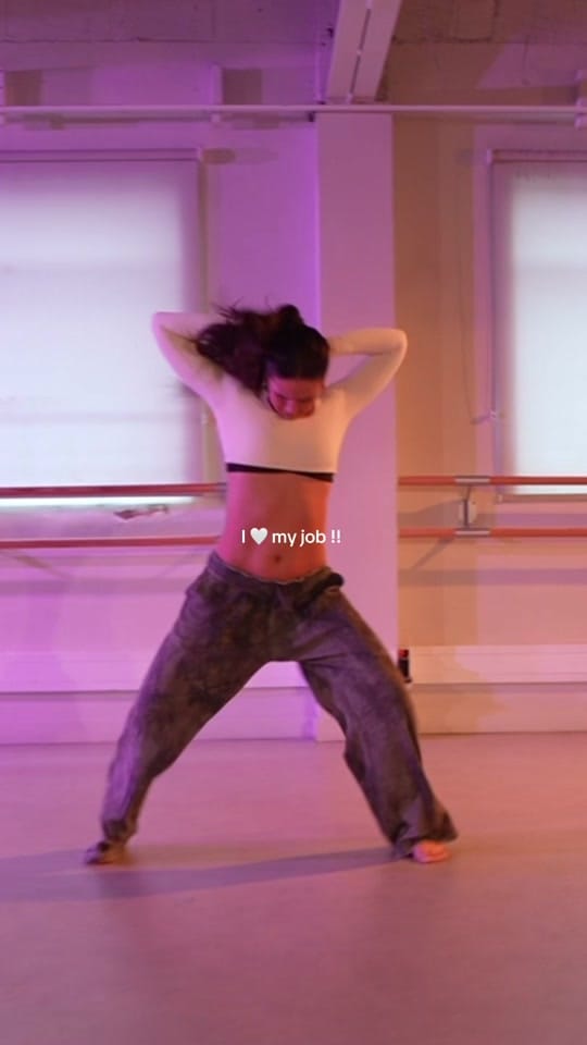 Post 4 by Samantha Elmer Choreography on TikTok (video)