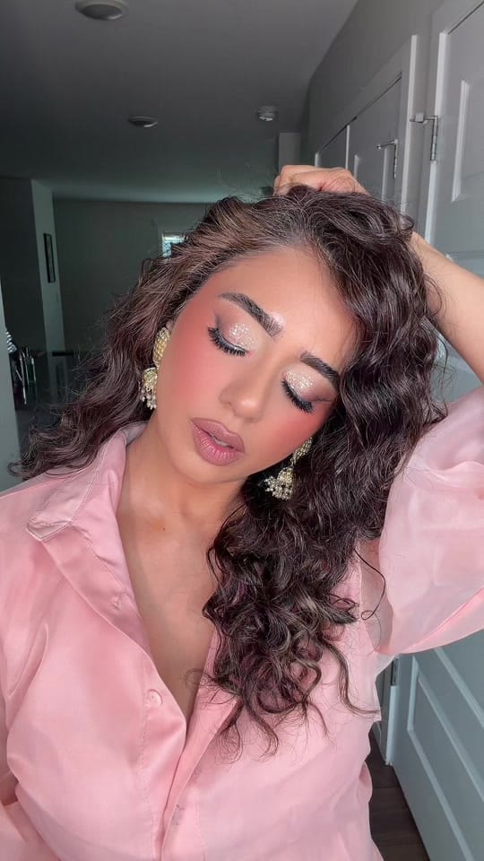 Post 2 by Evelyn Randhawa🪬 on TikTok (video)