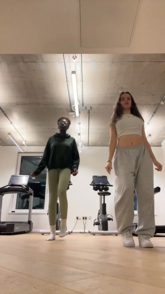 Post 6 by Maria on TikTok (video)
