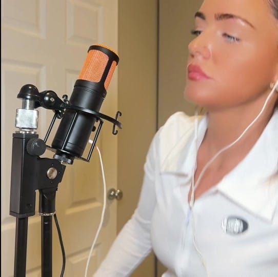 Post 3 by Jennamilroymusic on TikTok (video)