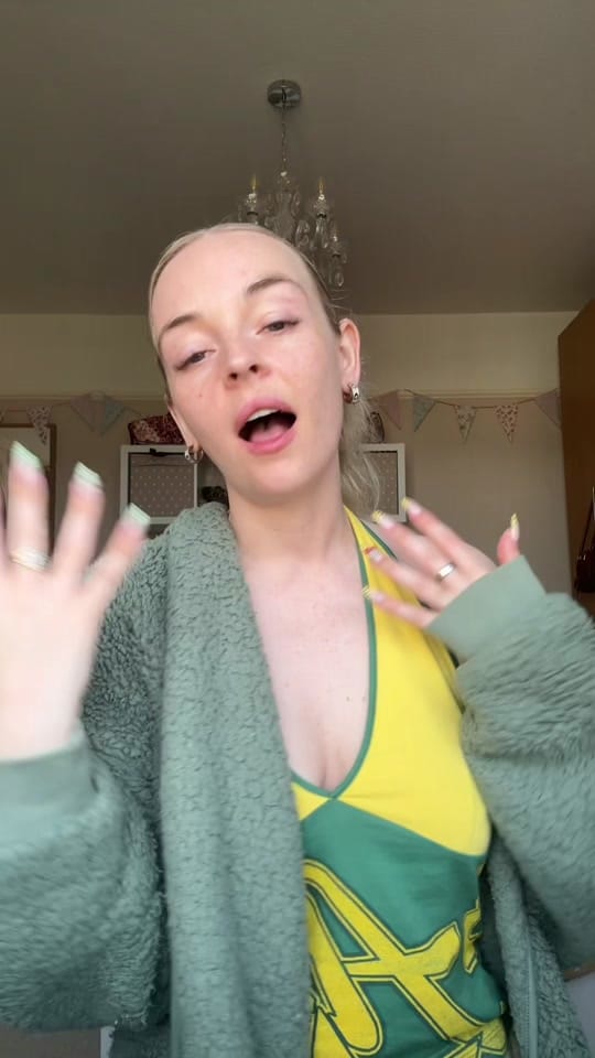Post 2 by Em Fandango on TikTok (video)