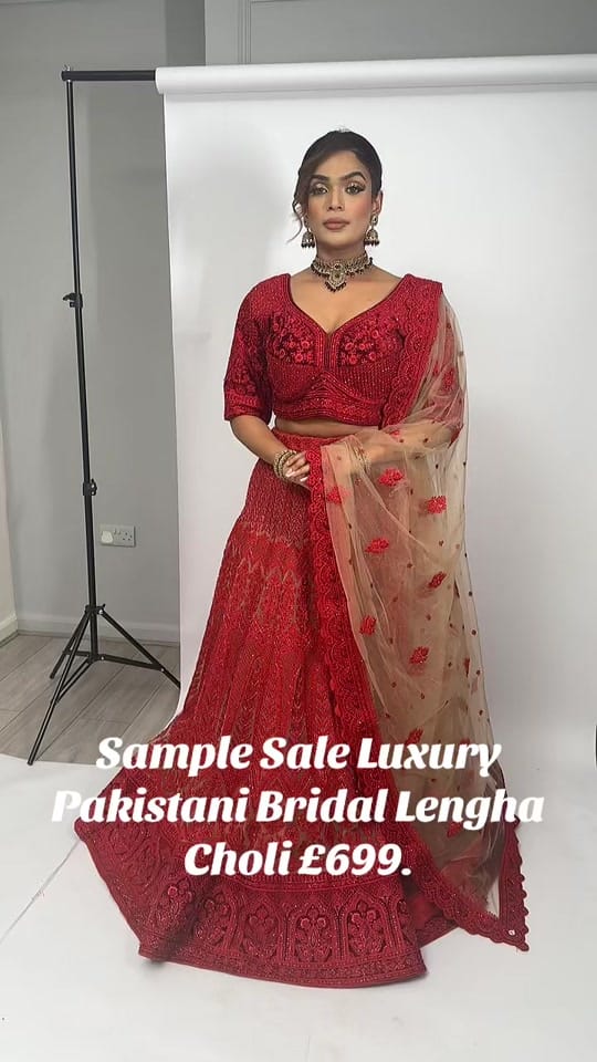 Post 6 by ELAAN COUTURE on TikTok (video)