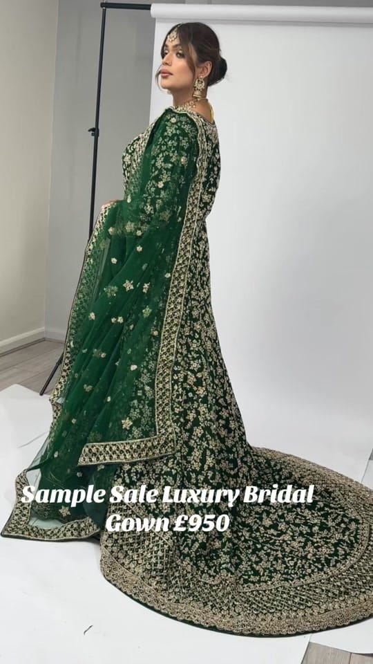 Post 4 by ELAAN COUTURE on TikTok (video)