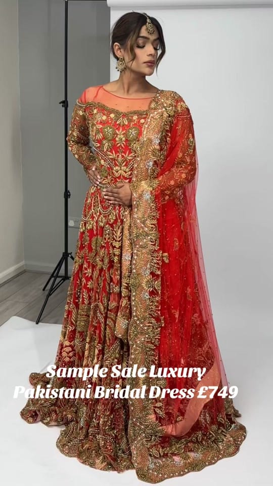 Post 3 by ELAAN COUTURE on TikTok (video)