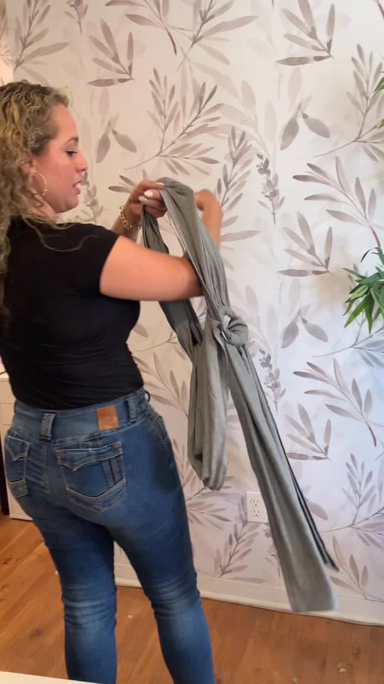 Post 10 by gustinebabycarriers on TikTok (video)