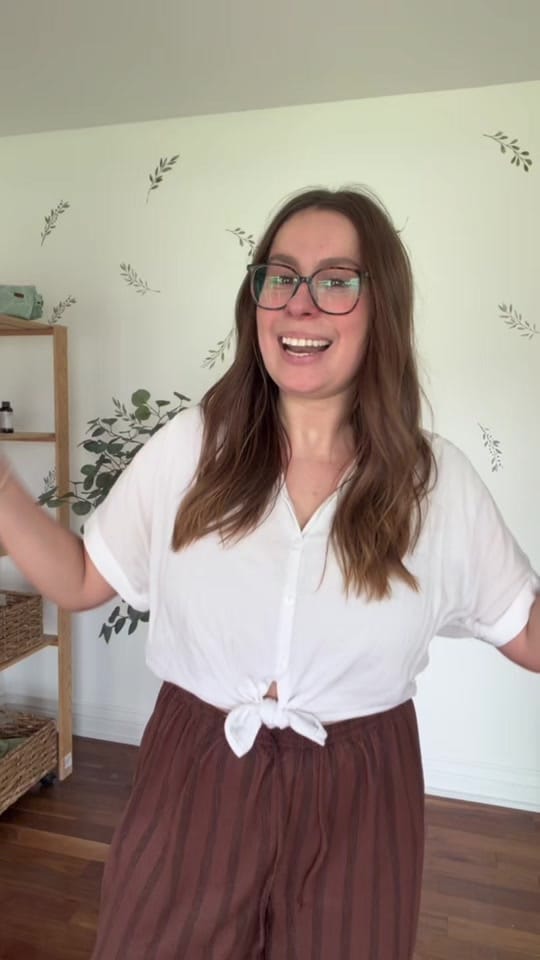 Post 3 by gustinebabycarriers on TikTok (video)