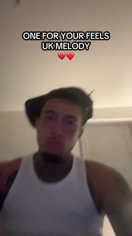 Post 5 by SEBASTENELLI on TikTok (video)