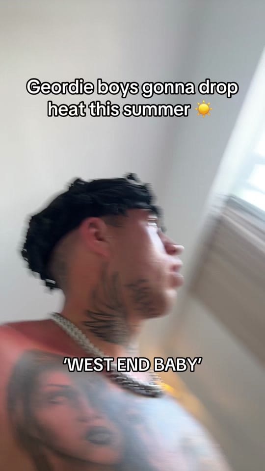 Post 9 by SEBASTENELLI on TikTok (video)