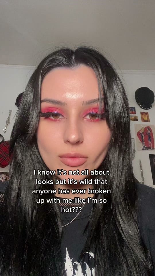 Post 7 by Six on TikTok (video)