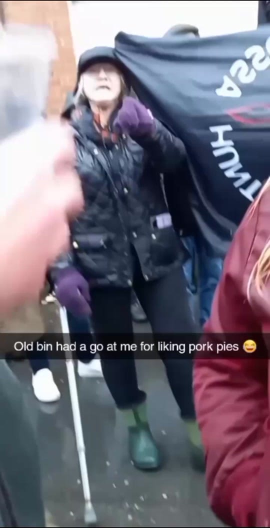 Post 9 by Liam Smith🏴󠁧󠁢󠁥󠁮󠁧󠁿🚜🍎 on TikTok (video)