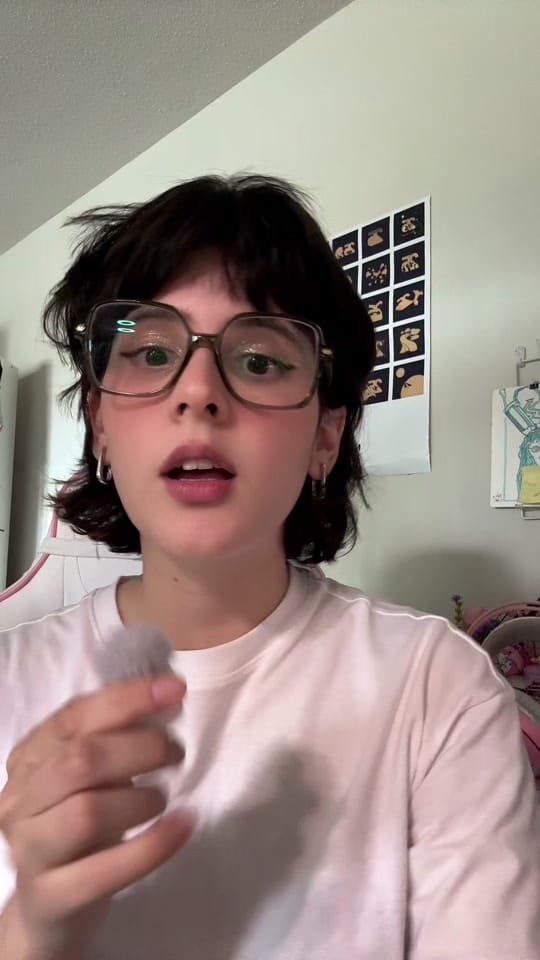 Post 2 by claroxhj on TikTok (video)