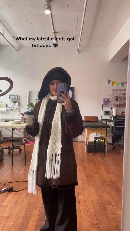 Post 8 by Lav4gurll on TikTok (video)