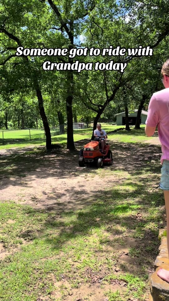 Post 3 by Shelli ❌ on TikTok (video)