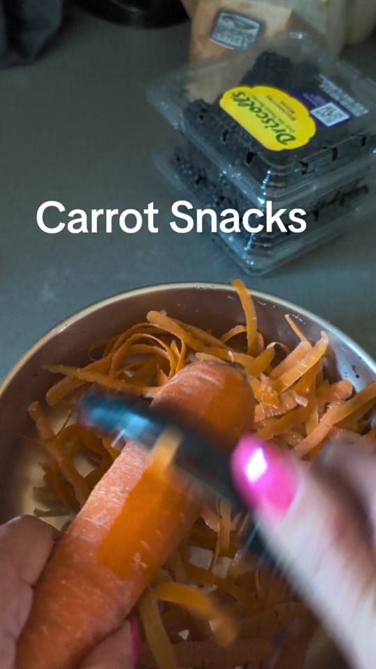 Post 4 by Wendy and Rolo on TikTok (video)