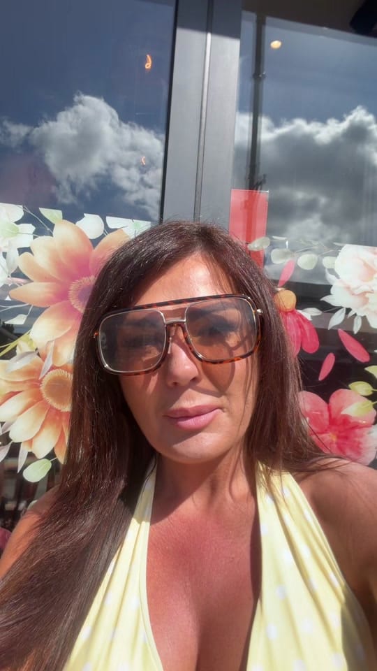 Post 2 by Katrina Thorpe on TikTok (video)