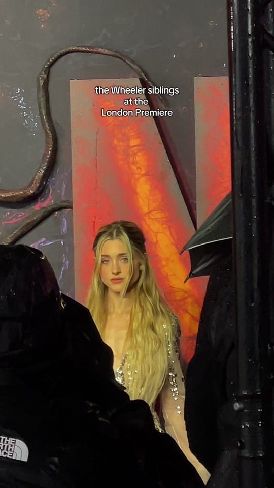 Post 9 by Lola on TikTok (video)