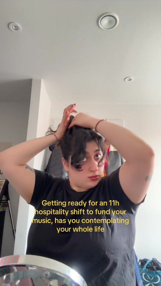 Post 4 by ARIÁDNE on TikTok (video)