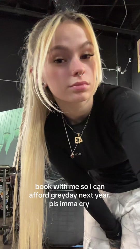 Post 3 by 𝖆𝖓𝖒𝖆𝖗𝖎𝖊☨ on TikTok (video)