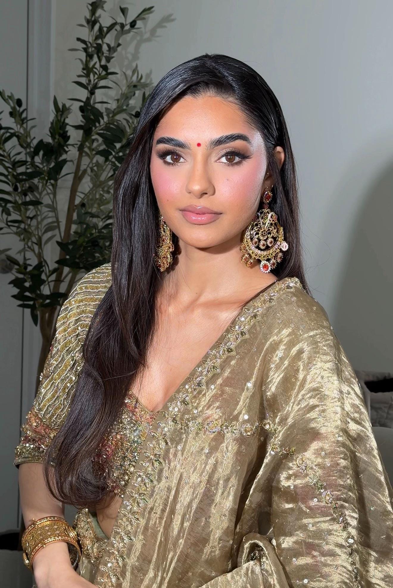 Post 7 by Navita on TikTok (video)