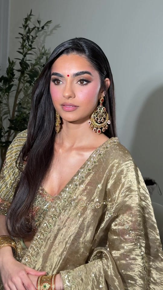 Post 6 by Navita on TikTok (video)