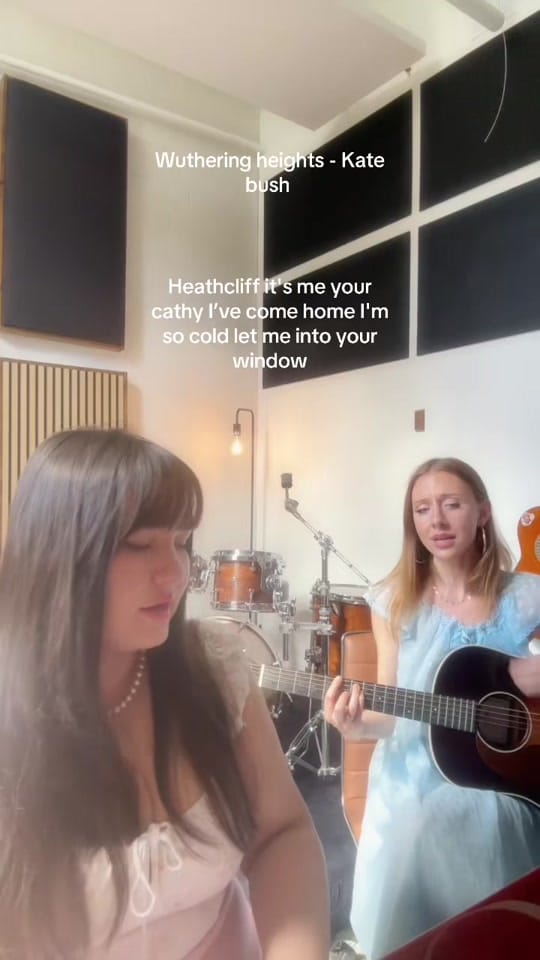 Post 3 by Little Miss Cadaver ♱ on TikTok (video)