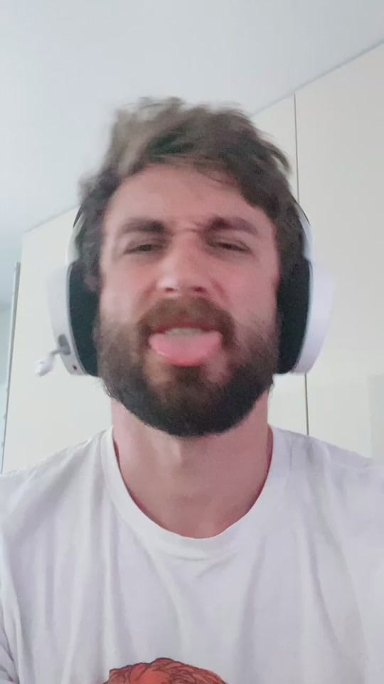 Post 1 by Dukaset on TikTok (video)