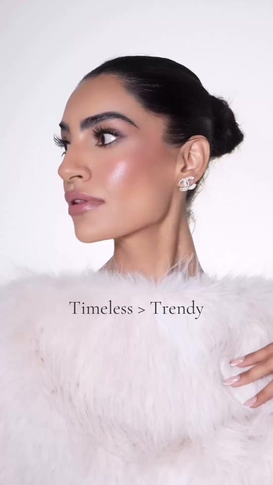 Post 2 by Jéanne Wang Makeup on TikTok (video)