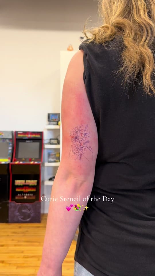 Post 7 by Nicole - Tattoo Artist on TikTok (video)