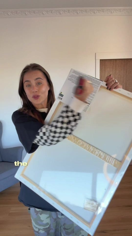 Post 3 by izvaughanart on TikTok (video)