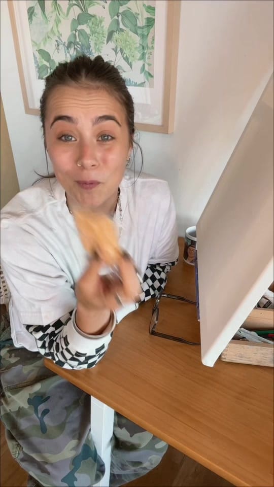 Post 4 by izvaughanart on TikTok (video)