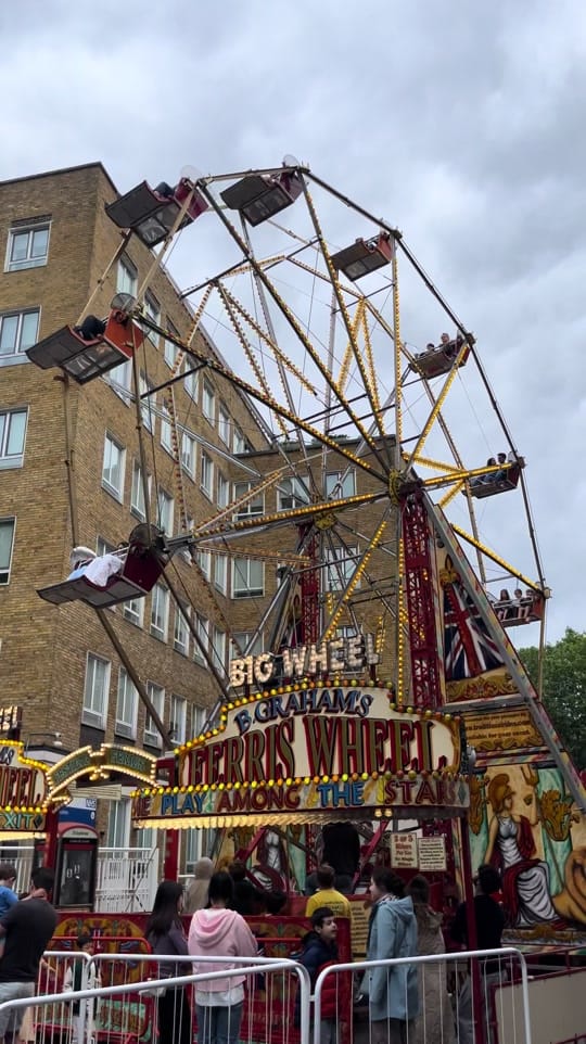Post 5 by London Scene - Art & Travel on TikTok (video)