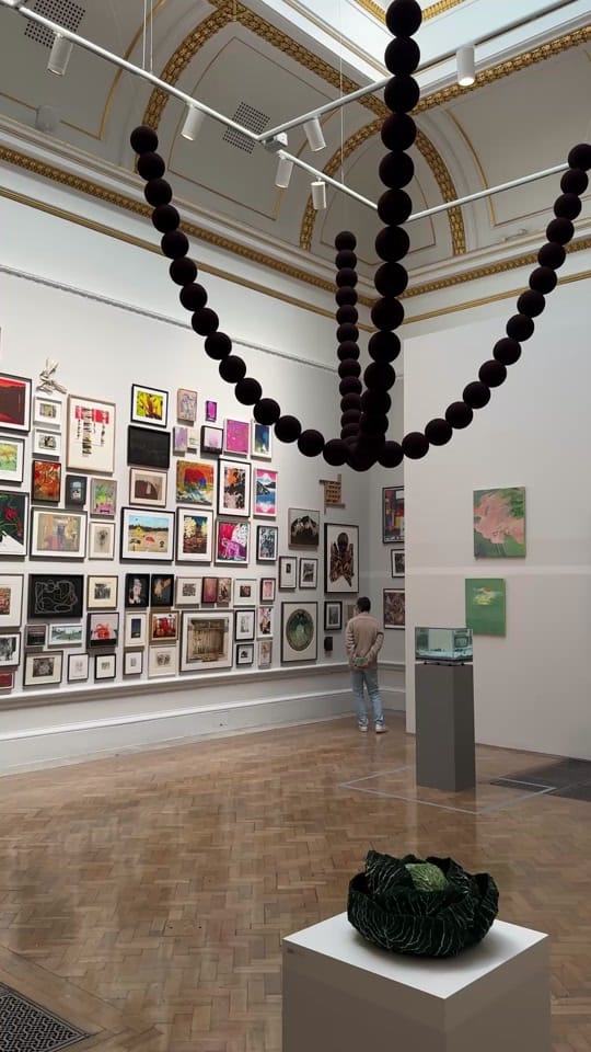 Post 2 by London Scene - Art & Travel on TikTok (video)