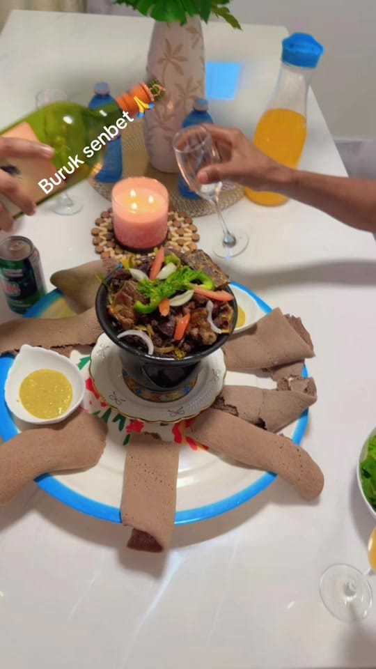 Post 2 by Eman Artist Makeup💄🇨🇦 on TikTok (video)