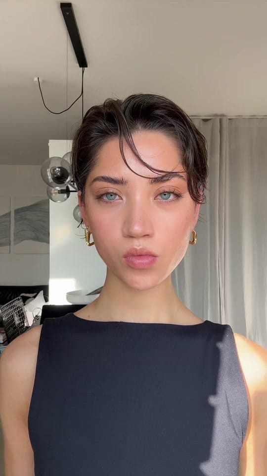 Post 10 by longlegswalking on TikTok (video)