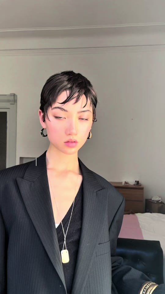 Post 3 by longlegswalking on TikTok (video)