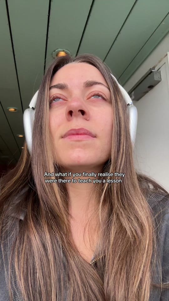 Post 1 by Rachel White on TikTok (video)