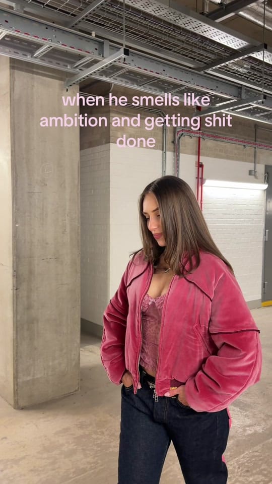 Post 4 by mollylrichards on TikTok (video)
