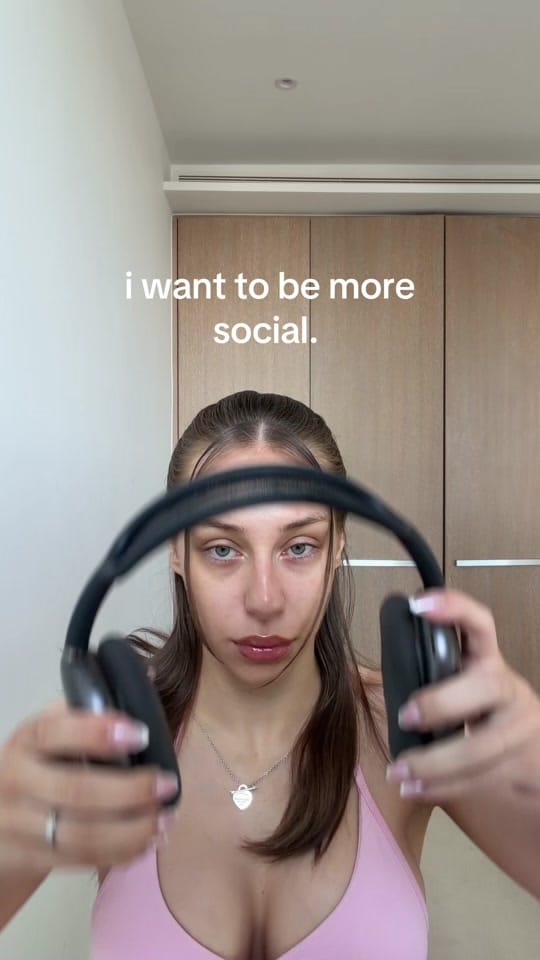 Post 7 by mollylrichards on TikTok (video)