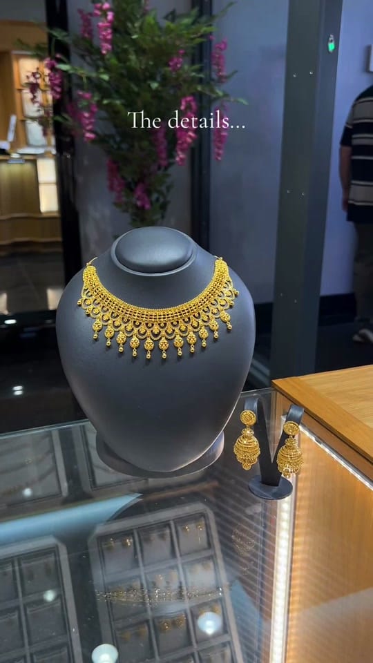 Post 10 by KARAT GOLDSMITHS on TikTok (video)