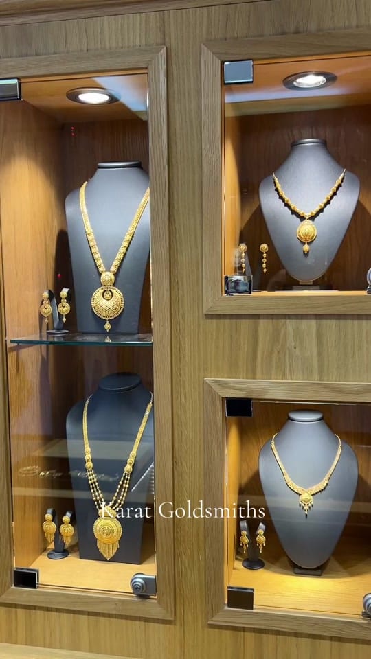 Post 1 by KARAT GOLDSMITHS on TikTok (video)