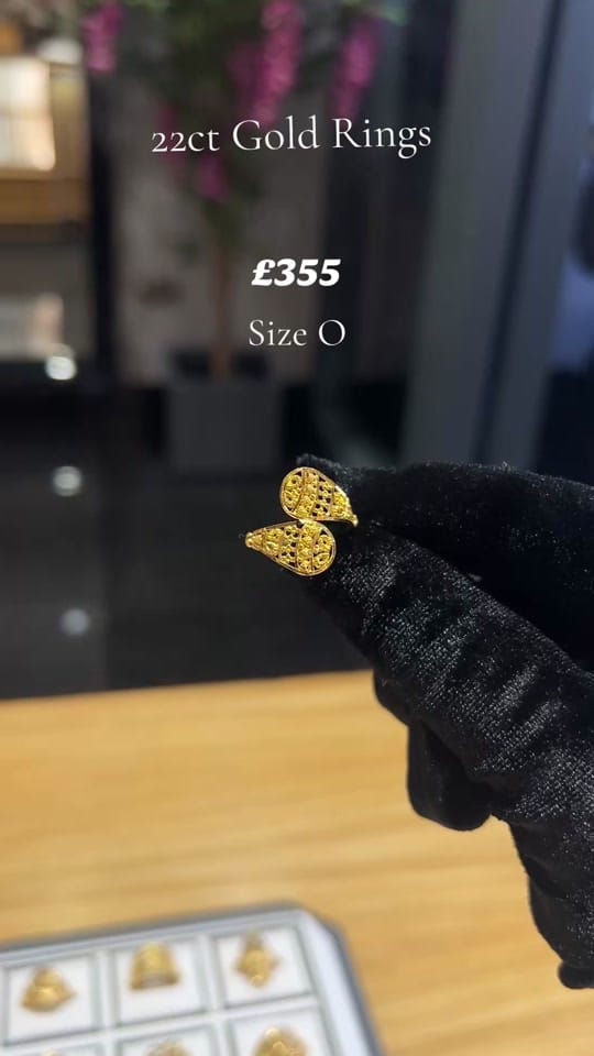 Post 9 by KARAT GOLDSMITHS on TikTok (video)