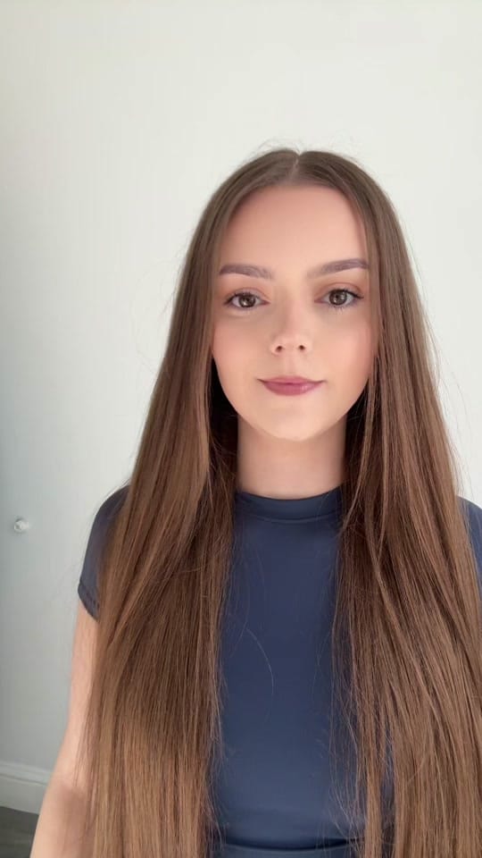 Post 4 by Laura on TikTok (video)
