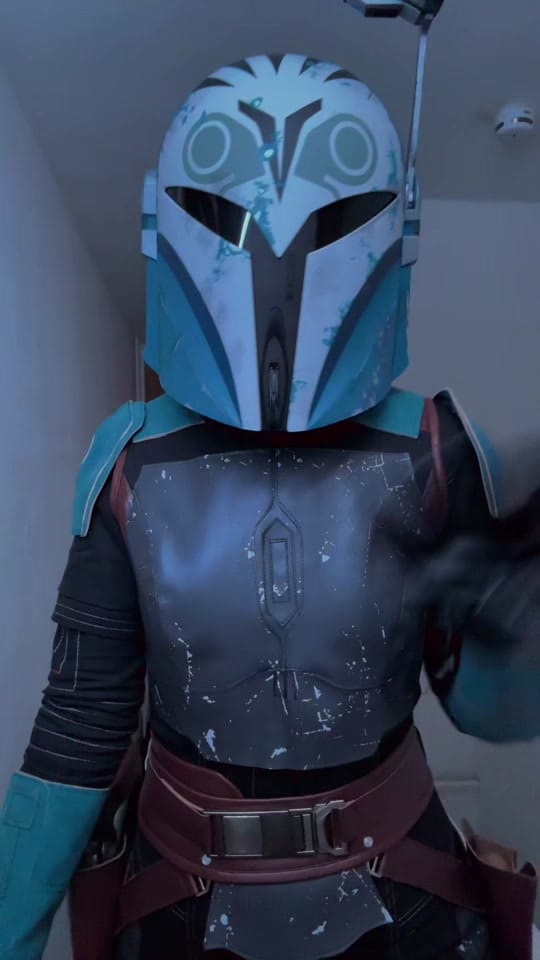 Post 3 by Laura on TikTok (video)