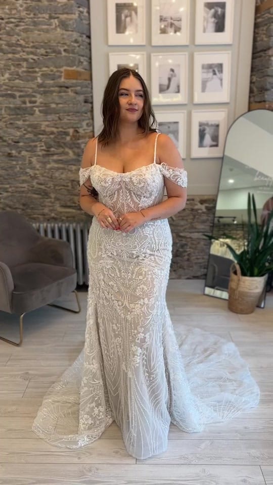 Post 6 by RunwayBridal on TikTok (video)