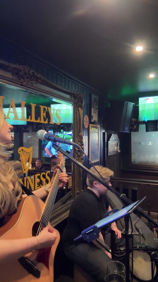 Post 6 by helena ward on TikTok (video)