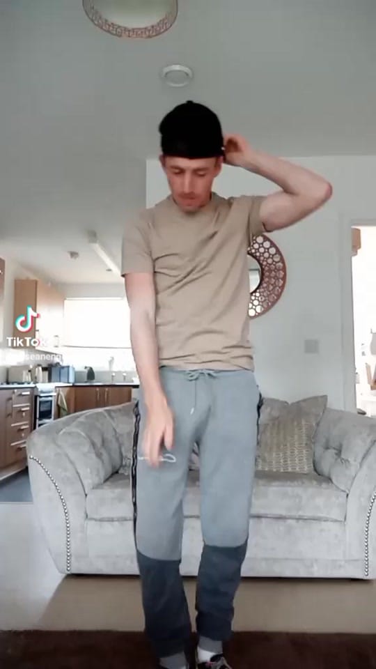 Post 10 by seanenglish_1992 on TikTok (video)