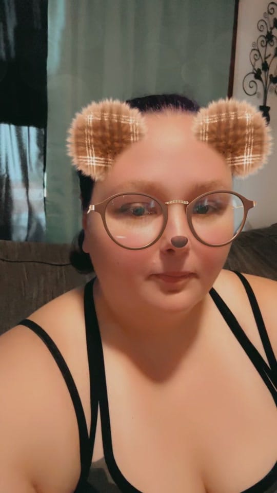 Post 8 by Sarah Nicole📚💞 on TikTok (video)