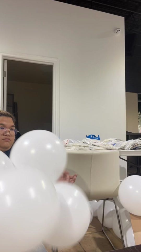 Post 1 by Balloon Decor in Toronto on TikTok (video)